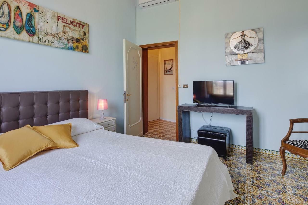Sette Note Guest House Арецо Екстериор снимка