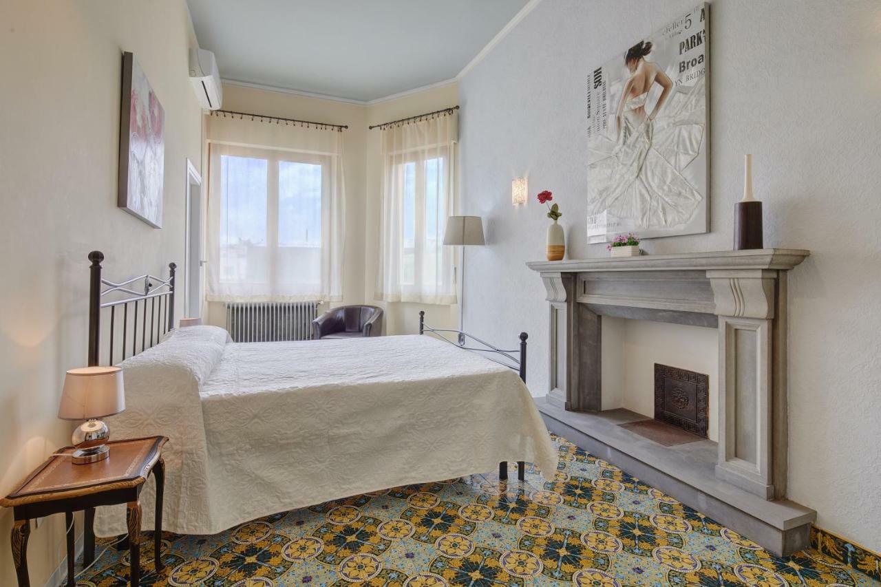 Sette Note Guest House Арецо Екстериор снимка